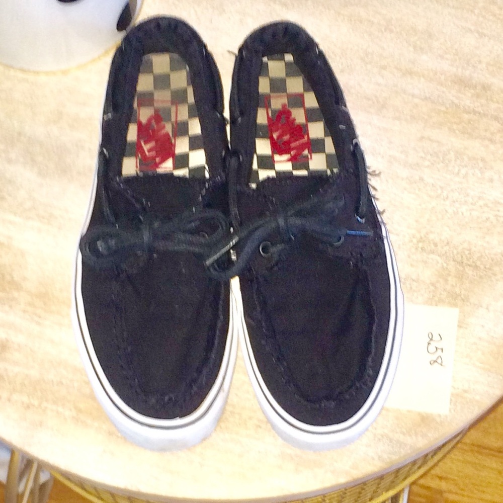 VANS BOAT/SKATE SHOES